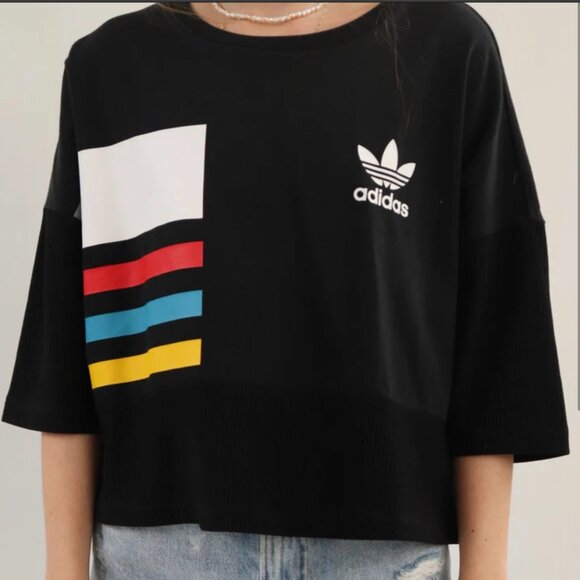 Addidas Boxy crop top Retro style - Picture 2 of 10